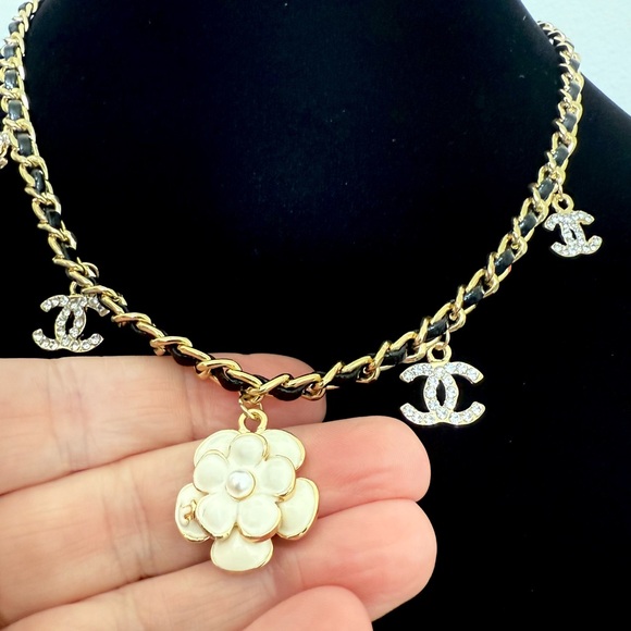 no brand Jewelry - Stunning CC Charm Necklace